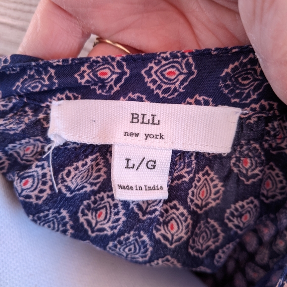 Bill new york top in excellent condition, size LG - Picture 9 of 12